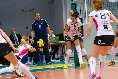 Wtorek z ORLEN Ligą: BKS PROFI CREDIT Bielsko-Biała - Tauron MKS Dąbrowa Górnicza 0:3