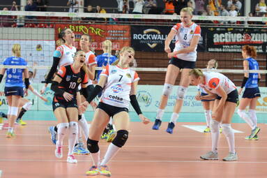 Galeria: KSZO Ostrowiec Świętokrzyski - MKS Dąbrowa Górnicza 3-0