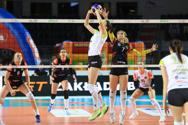 Poniedziałek z LSK: POLI Budowlani Toruń - KSZO Ostrowiec Świętokrzyski 0:3