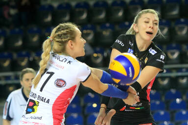 Galeria: POLI Budowlani Toruń - BKS PROFI CREDIT Bielsko-Biała 0:3