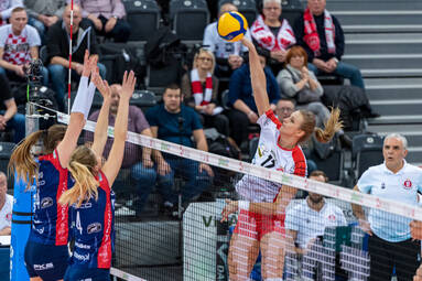 Niedziela z LSK: ŁKS Commercecon Łódź - Bank Pocztowy Pałac Bydgoszcz 3:1