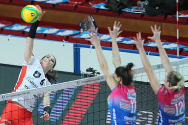 Wtorek z CEV Ligą Mistrzyń: Igor Gorgonzola Novara - ŁKS Commercecon Łódź 3:0