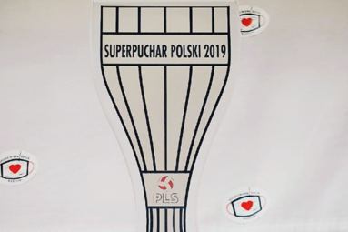 Wspirają szczecinianki szyjące maseczki