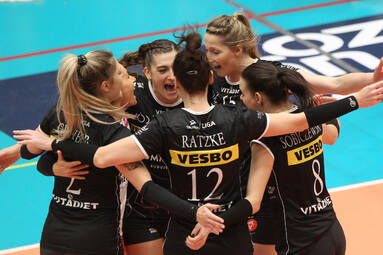Sobota z TAURON Ligą: ŁKS Commercecon Łódź - Polskie Przetwory Pałac Bydgoszcz 3:0
