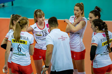 Puchar CEV: ŁKS Commercecon Łódź – Swietelsky Békéscsaba 3:1