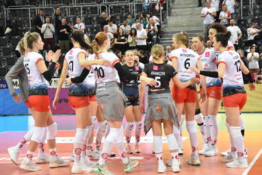 Zawodniczki ŁKS Commercecon Łódź wygrały z KGHM #VolleyWrocław [ZDJĘCIA]