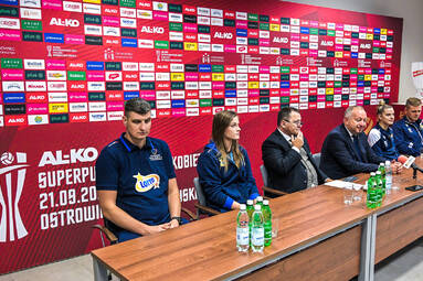 Konferencja przed AL-KO Superpucharem Polski. W hali w Ostrowcu Świętokrzyskim zobaczymy topowe zespoły TAURON Ligi [ZDJĘCIA]