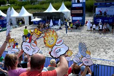 Grand Prix PGE na plaży w Ustce rozgrzewa do czerwoności. W piątek poznamy pierwsze triumfatorki w sezonie 2025/2026