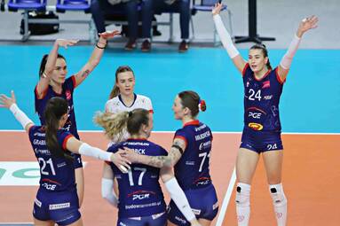 Trzy punkty dla zawodniczek PGE Budowlanych Łódź po meczu w Mielcu [ZDJĘCIA]