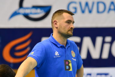 Trener Leszek Rus złożył rezygnuję