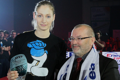 Mistrzynie i zdobywczynie Pucharu Polski na spotkaniu organizacyjnym