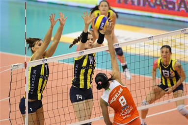 KMŚ: Rabita i Fenerbahce faworytkami
