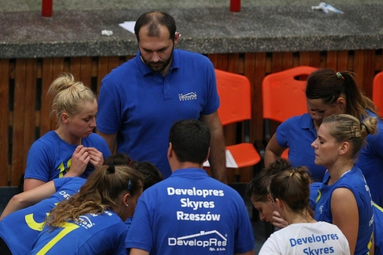Grają o Puchar Firmy Developres