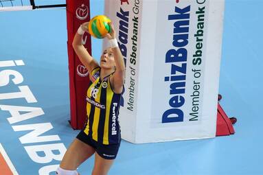 Liga Mistrzyń: Fenerbahce Grundig Stambuł - Impel Wrocław 3:0