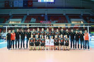 Liga Mistrzyń: Eczacibasi VitrA Stambuł - Chemik Police 3:0